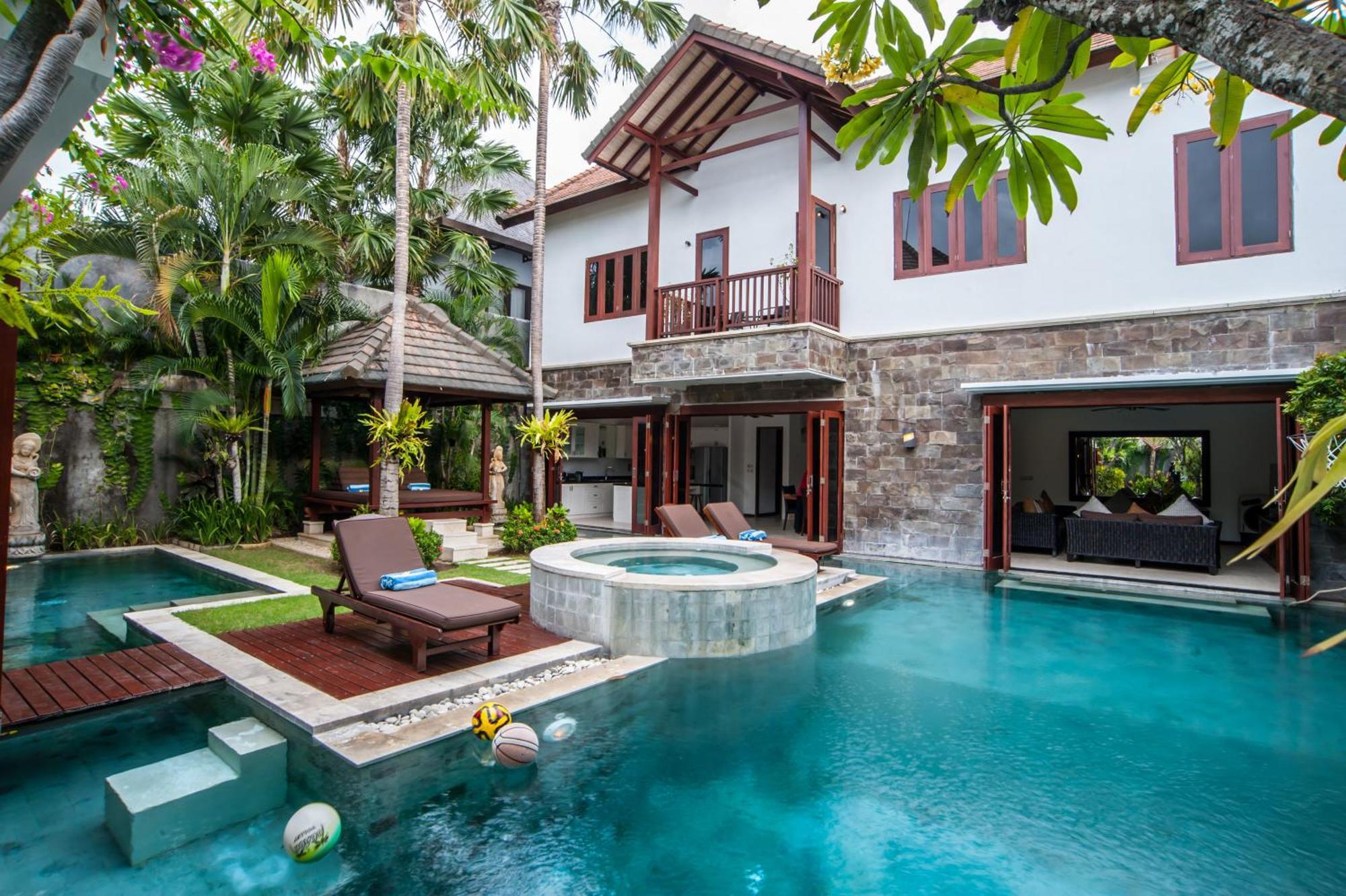 Villa Annecy Seminyak  Exterior photo